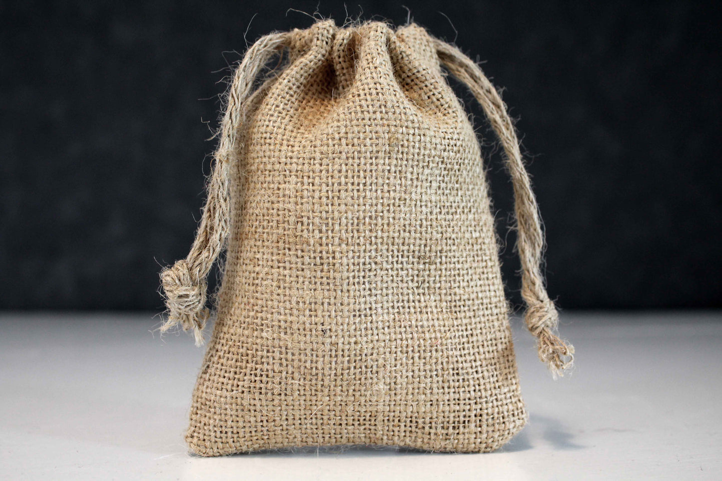 Sacchetto in juta con chiusura a coulisse ( confezione 10 pz)