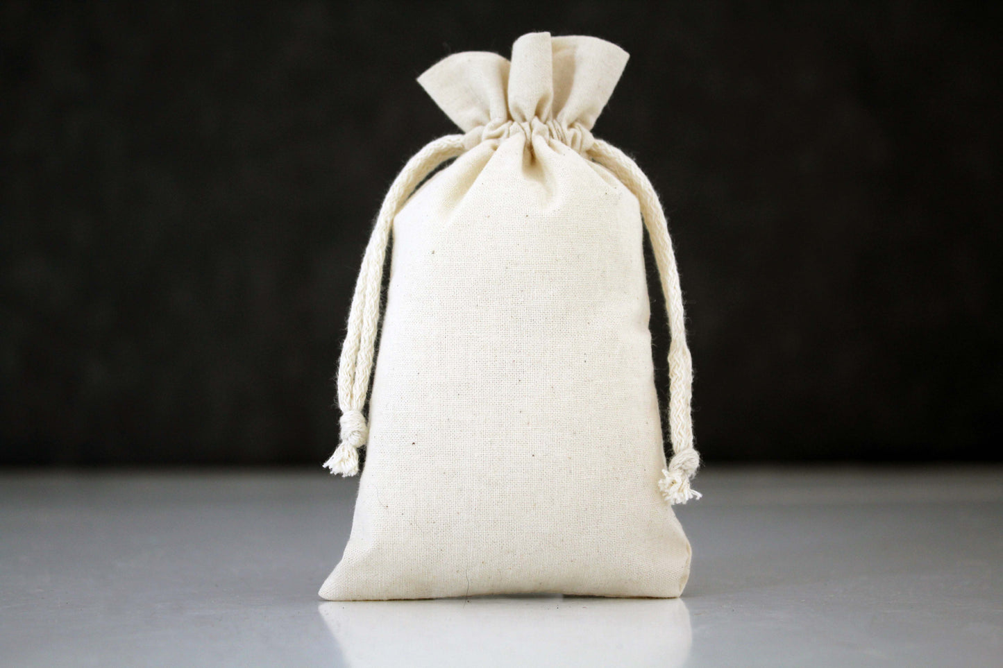 Sacchetto in cotone con chiusura a caramella